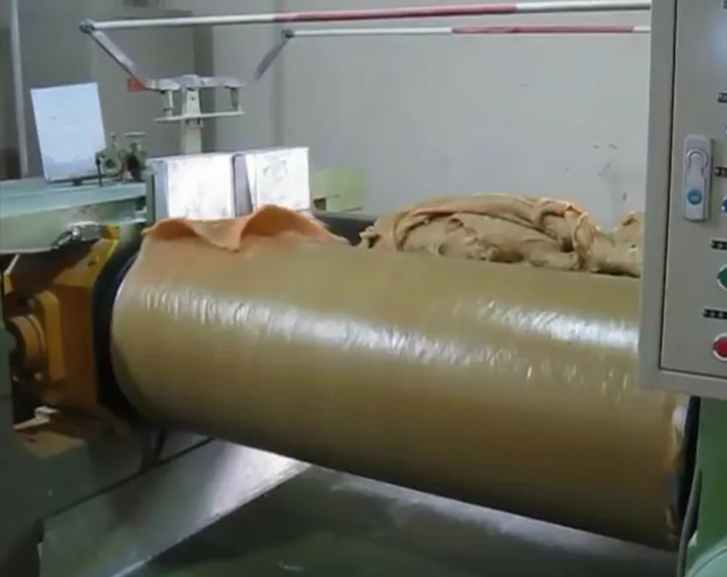 Почему советские дети жевали именно гудрон? Ведь было множество других ...