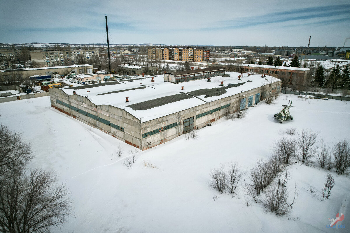 Территория завода.