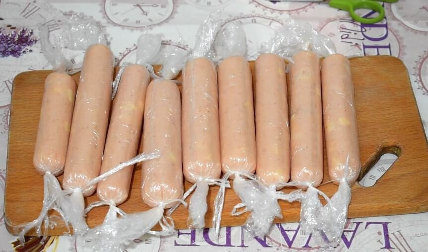 Домашние сосиски из курицы - пошаговый рецепт с фото на Повар.ру
