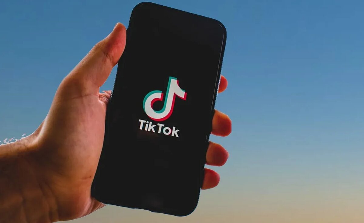 В Москве обокрали офис российского представительства TikTok и вынесли  технику Apple на миллион рублей | Apple SPb Event | Дзен