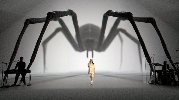 В октябре 2020 студия Sila Sveta приняла участие в онлайн-концерте Билли Айлиш, который прошёл в формате XR. Команда создала огромных пауков, подводный мир с акулами и ещё несколько виртуальных арт-объектов для знаковых песен исполнительницы. 
