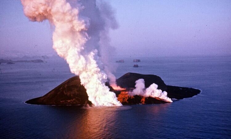 Остров Сюртсей является самым молодым в Исландии