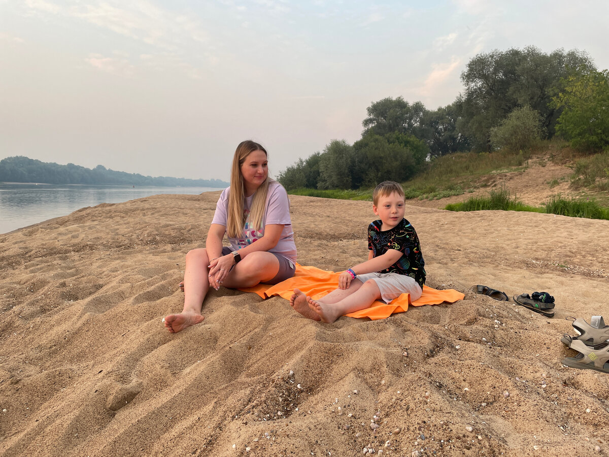 Привет! Я Мария и мой канал о ярких буднях жены и мамы. Тут много приключений и путешествий. Лайфхаков для дома и вкусных рецептов. Подписывайтесь!