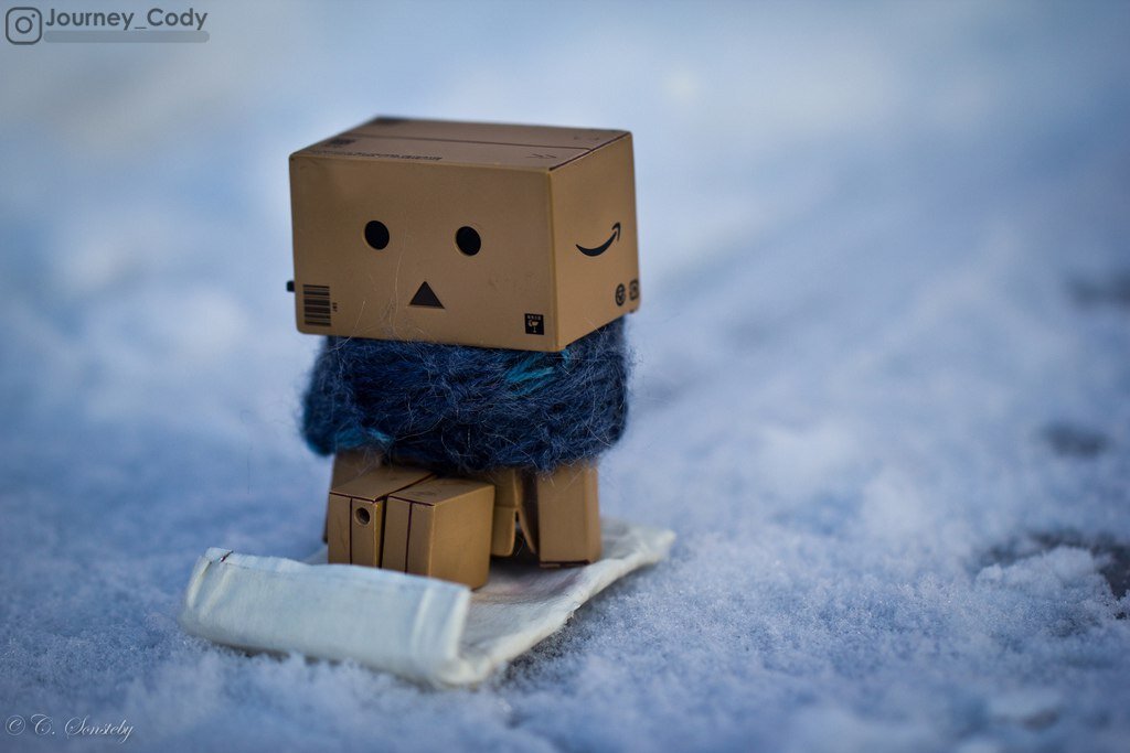 А еще катались на санях в горки. Коди полон впечатлений от такой погоды)