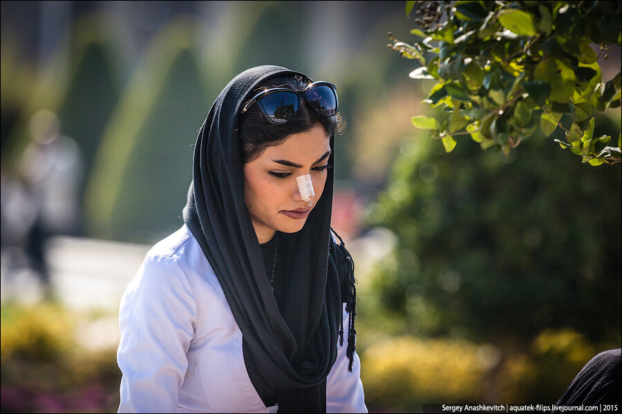 Увеличение груди в Иране | Подтяжка груди в Иране | Ариамедтур