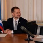 Количество должников, которые решают выйти из кредитной кабалы за счет личного банкротства, неуклонно растет. О нюансах, последствиях и возможностях этой процедуры рассказывает директор ООО ФПК «Альтернатива» Антон Канунников.