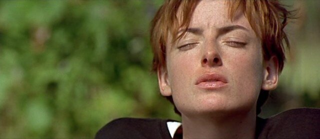 Паскаль Бюссьер в к/ф «32-е августа на Земле» (1998)