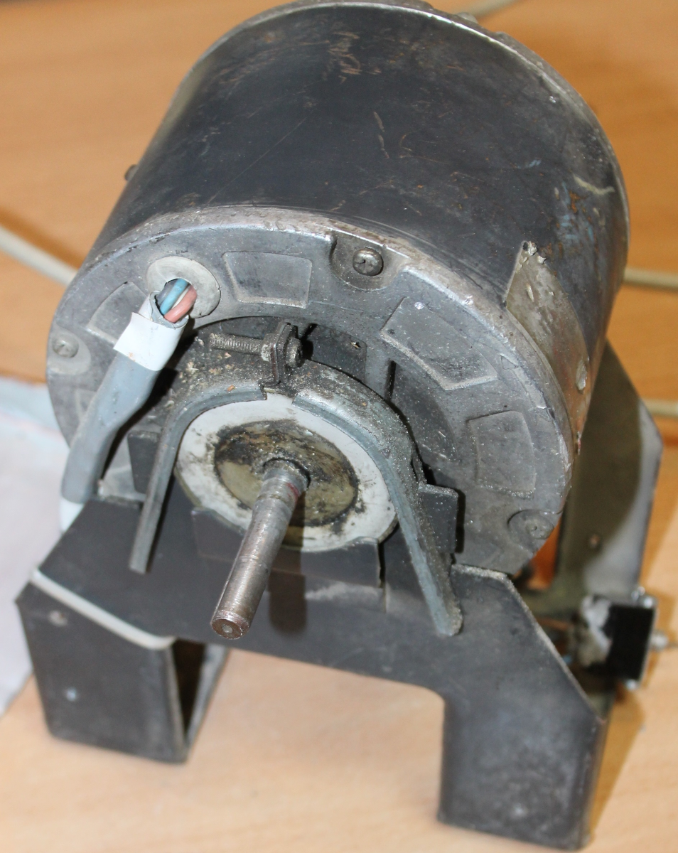 Двигатель ДАК 71-40-1,0-У2