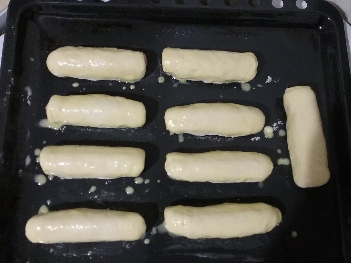 Сосиски в тесте. Сытно и очень вкусно!