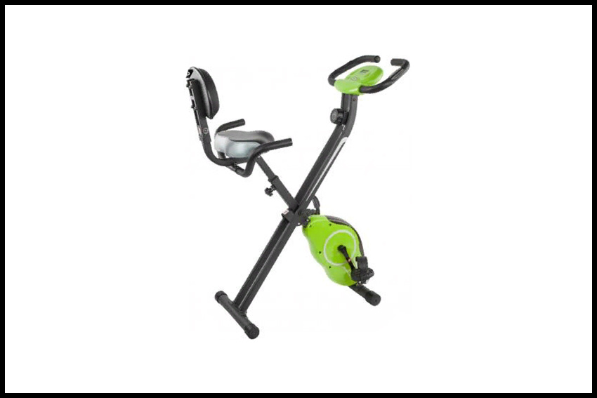 Коллаж сделан на основе фото с сайта магазина "Спортмастер".