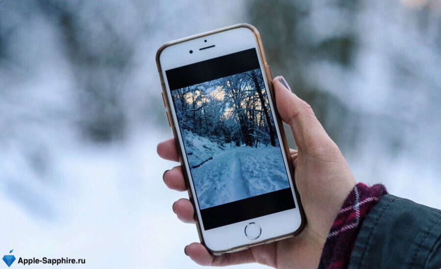 Айфон гаснет. Айфон выключается на холоде. Айфон на холоде. Iphone на холоде. Выключение айфона на холоде.