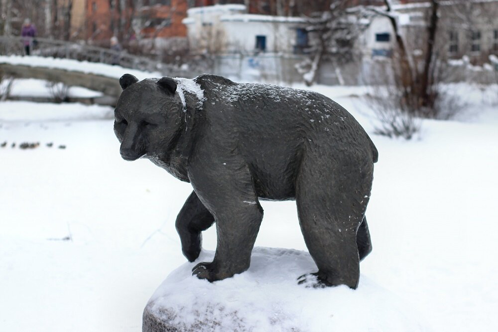 Памятник карельскому медведю