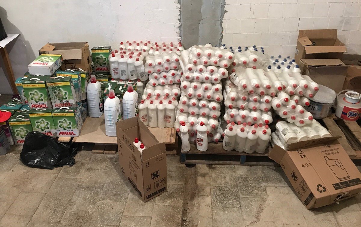 Поддельная партия Ariel, Persil, Lenor