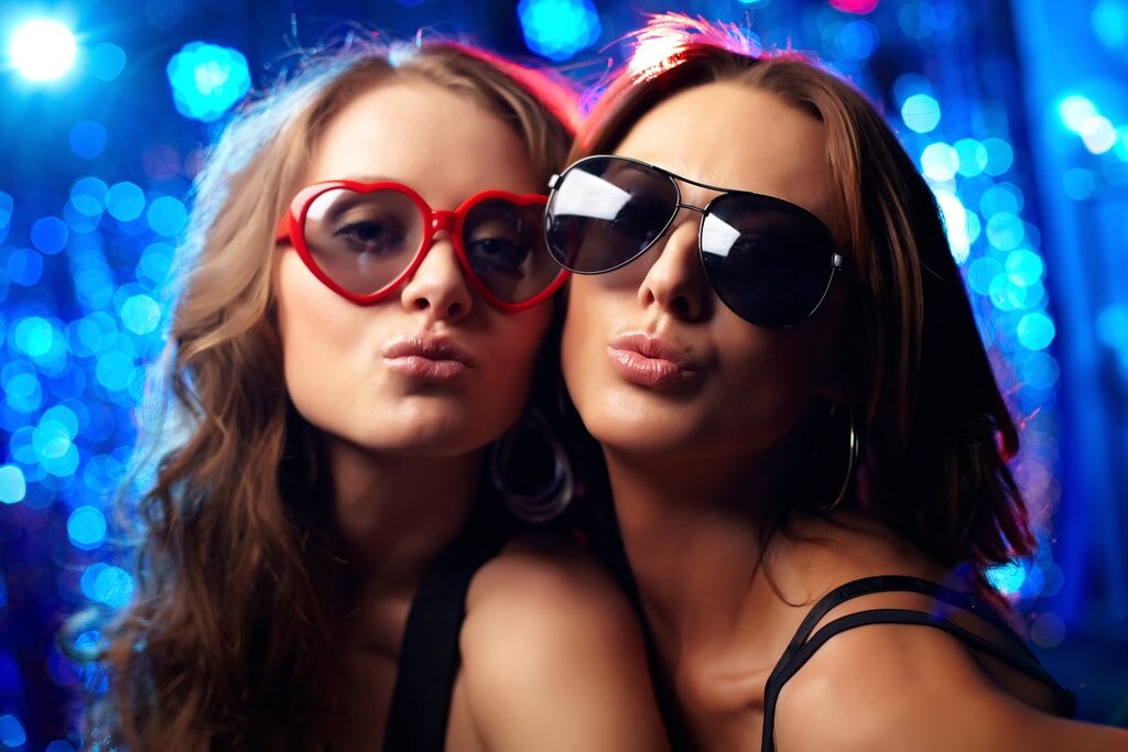 https://girlsfromeurope.com/wp-content/uploads/2018/08/graphicstock-close-up-portrait-of-cool-girls-at-nightclub_rCEUBBhtZ--1024x683.jpg