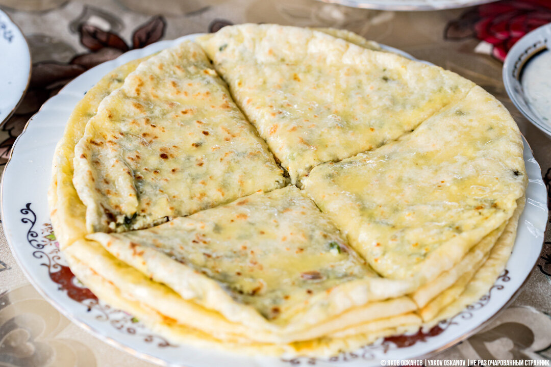 Хычины, без них не обходится ни одно застолье балкарцев и карачаевцев, мне кажется