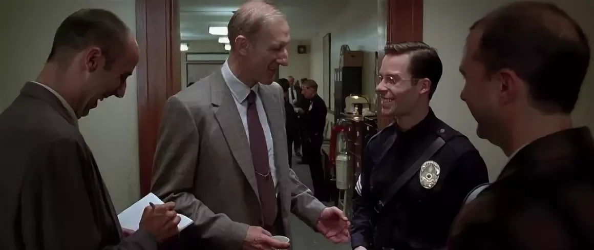 ч/ф "Секреты Лос-Анджелеса". Источник: ЯНдекс Картинки 