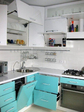 Открывать шкафчики на подъемниках одно удовольствие