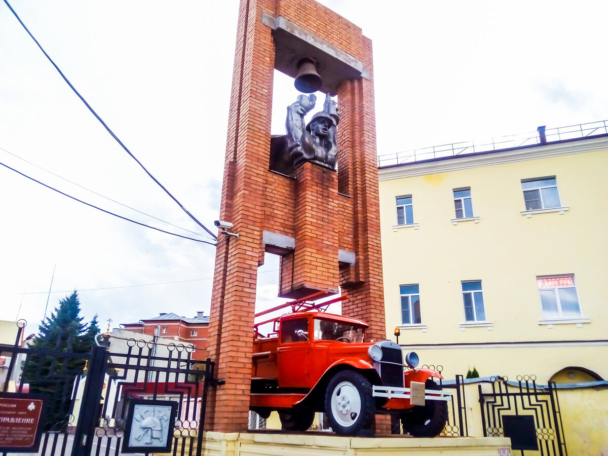 Пожарный автомобиль ГАЗ АА 1933 года выпуска. Памятник пожарным |  Прекрасное рядом | Дзен