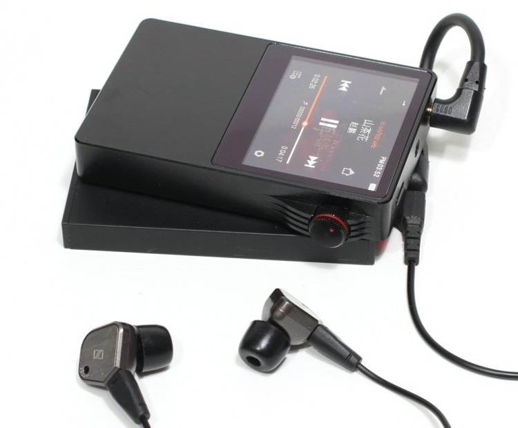 Усилитель размером меньше плееров hi-fi