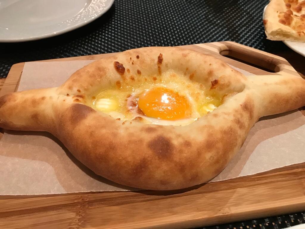 Хачапури по-аджарски