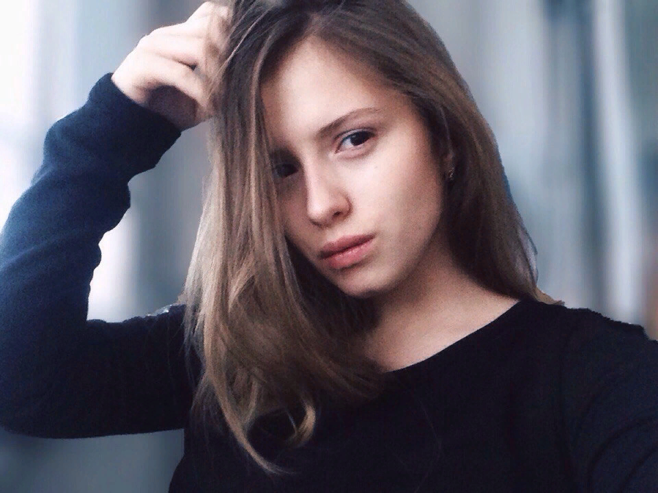 Алина кукушкина маша фото Как сложилась судьба девочки, озвучившей Машу в мультсериале "Маша и медведь" Ho