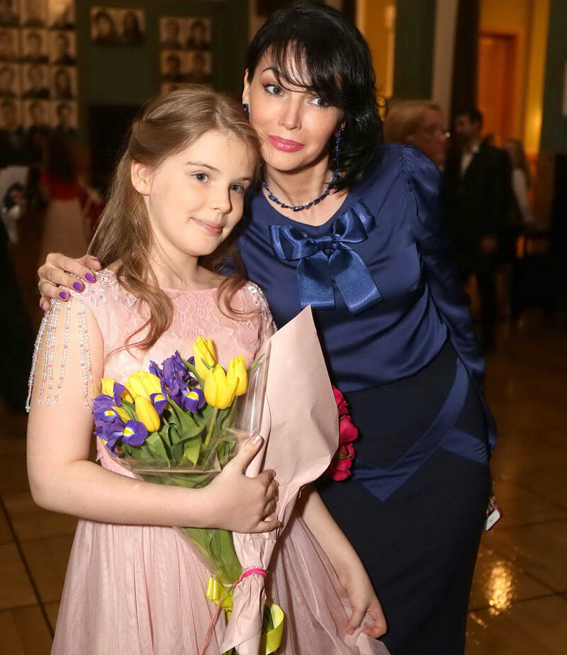 Юлия Мешина и дочь Ксения