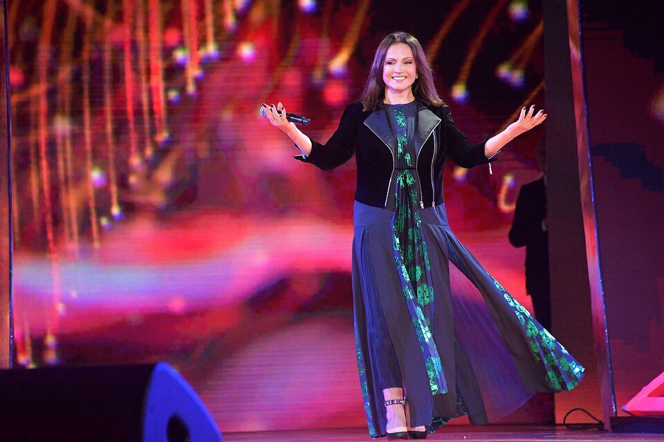     София Ротару отмечает 75-летие на родине. Владимир ВЕЛЕНГУРИН