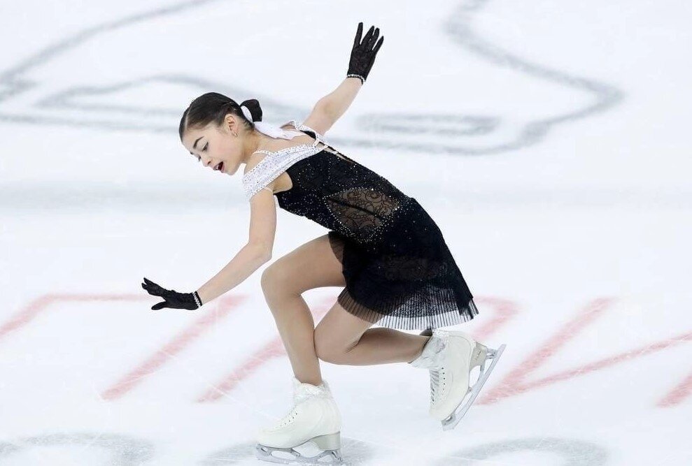 Фото из Вк adeliyapetrosian.group 