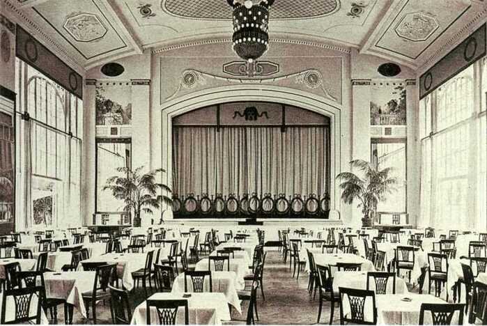 Летний зал ресторана "Яръ"