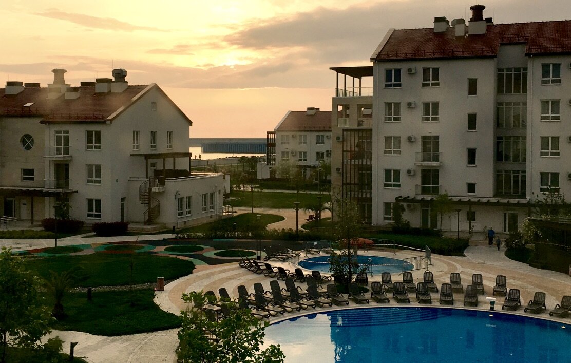 заповедный квартал сочи. сириус заповедный квартал. отель имеретинский сочи заповедный квартал. имеретинский апарт-отель заповедный квартал. отель сочи имеретинский имеретинский.