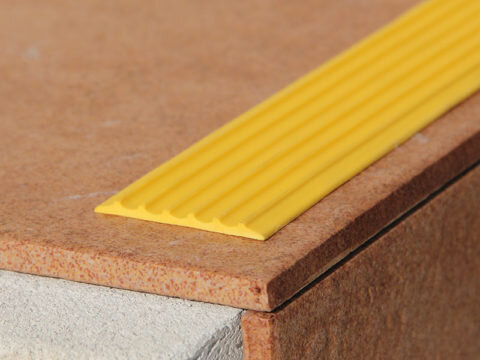  Противоскользящая накладка