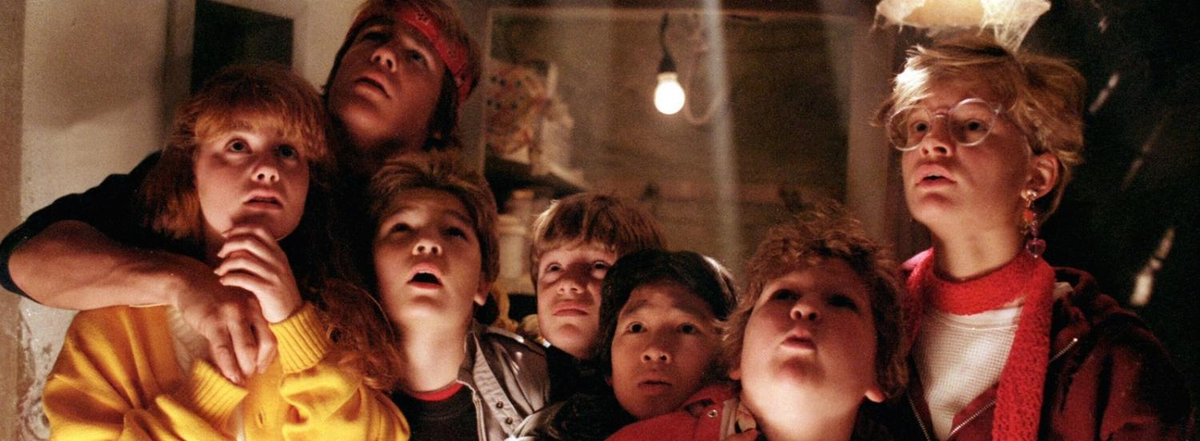 The goonies. Балбесы 1985 энди. Балбесы 1985. Балбесы (the goonies). Шон эстин балбесы.