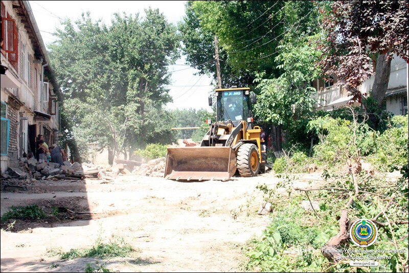 
Работы по благоустройству в махалле «Иброхим ота». Фото с сайта ГУВД Ташкента
