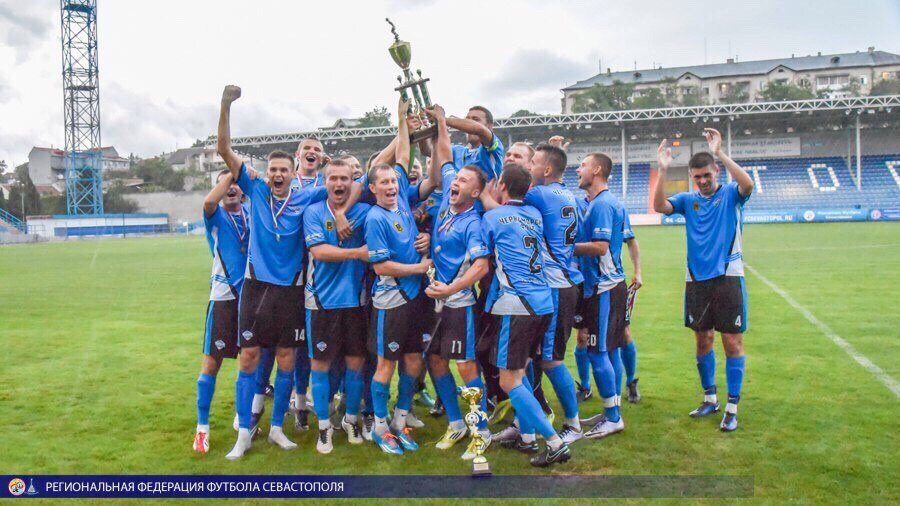   В субботу, 9 июня, на центральном городском стадионе СОК «Севастополь»состоится матч за Суперкубок города по футболу.