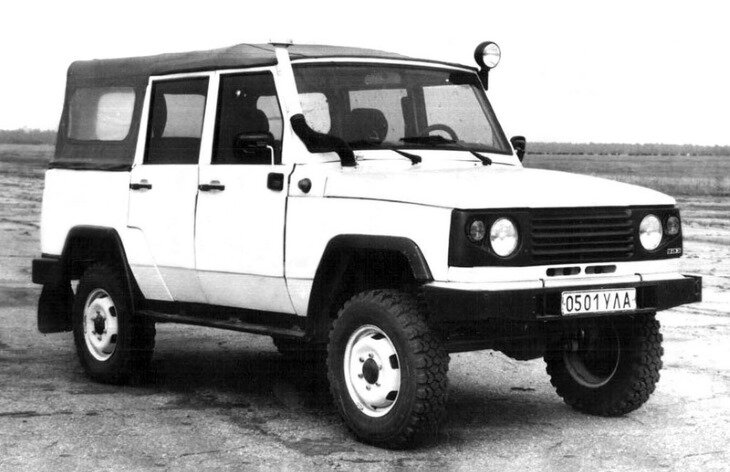 Первый образец внедорожника УАЗ-3172 был изготовлен в 1991 году для внутризаводских испытаний.-2