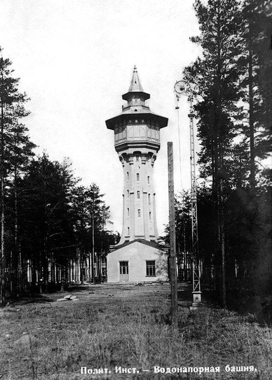 http://www.spbstu.ru/university/about-the-university/history/construction-institute/