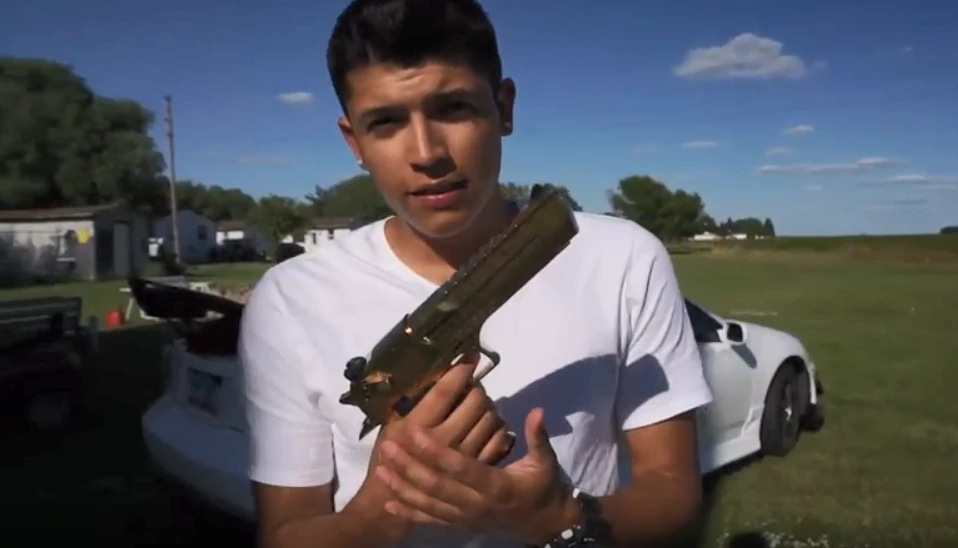  заключительные моменты YouTuberа перед тем, как он был застрелен