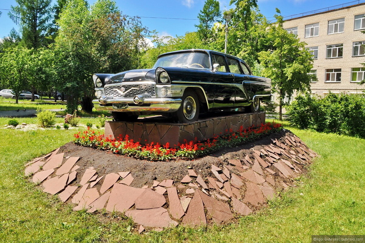 Самые интересные памятники автомобилей на ПСП . Их история и  местонахождение | Автоблог сцепа | Дзен