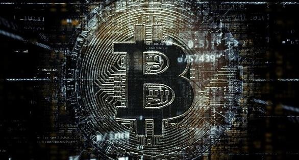 https://cryptorussia.ru/news/kurs-bitkoin-poteryal-5-za-noch-iz-za-frs-ssha