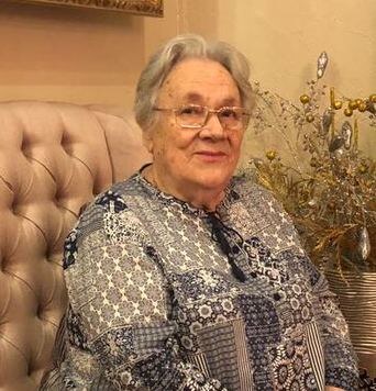 Посвящаю необыкновенному человеку, геологу, работавшему в Таджикистане на Памирском леднике, ведущему геологу Министерства цветной металлургии Казахской ССР,  женщине - матери, всю жизнь отдавшей себя семье и своим детям - моей маме                Ефименко Лидии Дмитриевне 