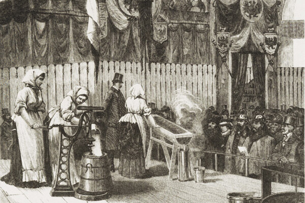 Молочная выставка в Адмиралтействе Петербурга - 1879 г. Источник: Яндекс.