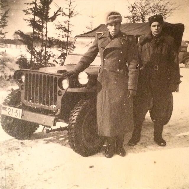 «Дедовский Willys»
Неизвестный автор, 19 февраля 1943 года, Красноярский край, г. Канск, фотографию прислал пользователь Василий.