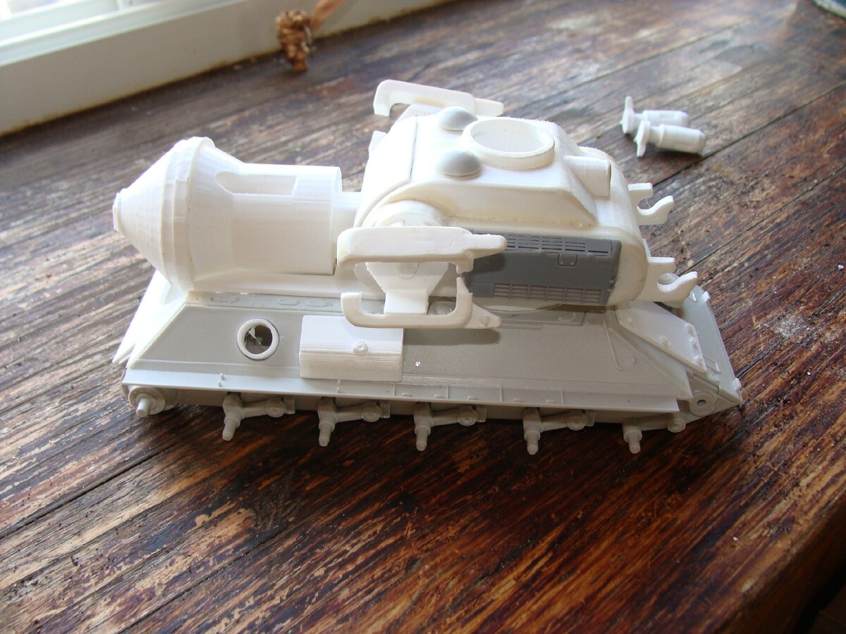 Полусобранный танк