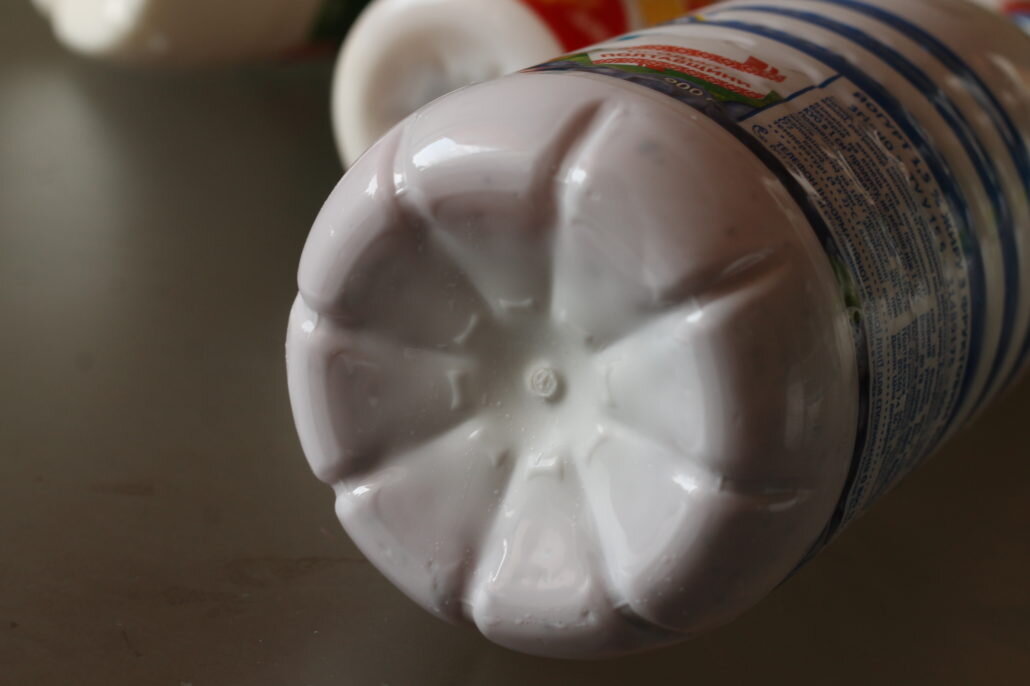 Белая ПЭТ-бутылка не только не перерабатывается, но и может быть токсичной