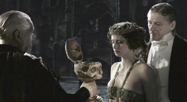 Вот чем стал председатель МАССОЛИТа Берлиоз