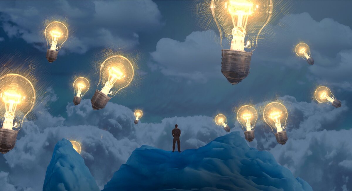 Карабкаясь за счастьем по лестнице успеха, добравшись до вершины, человек с ужасом и горечью, понимает, что лестница стояла не у той стены.