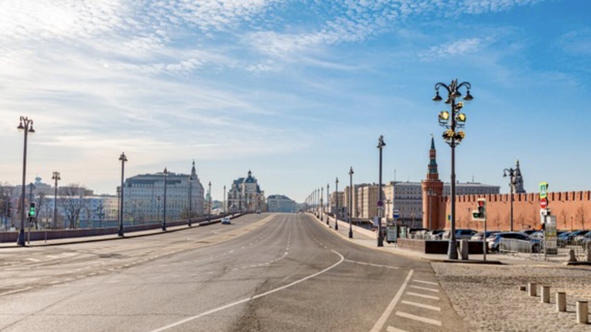 Сбывшиеся мечты москвичей: нет пробок и «понаехавшие» поуехали.Только вот аренда квартир упала