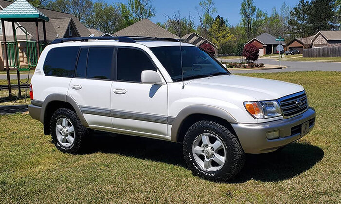 Toyota Land Cruiser 100, фото: njcar.ru