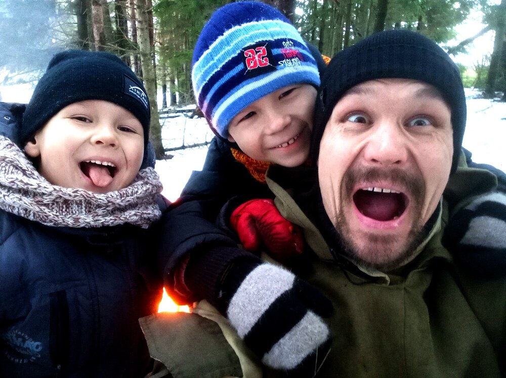 Мы тоже умеем орать. И можем переорать любую директрису.