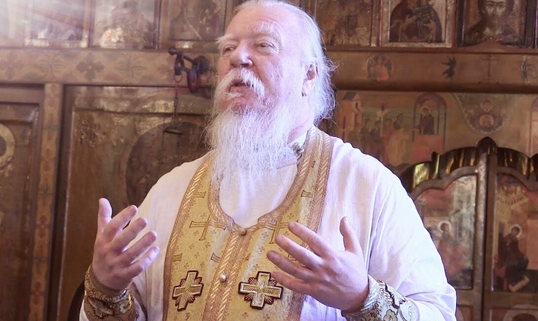 Димитрий Смирнов (07.03.1951 — 21.10.2020 гг.) — протоиерей, церковный и общественный деятель, проповедник, миссионер.